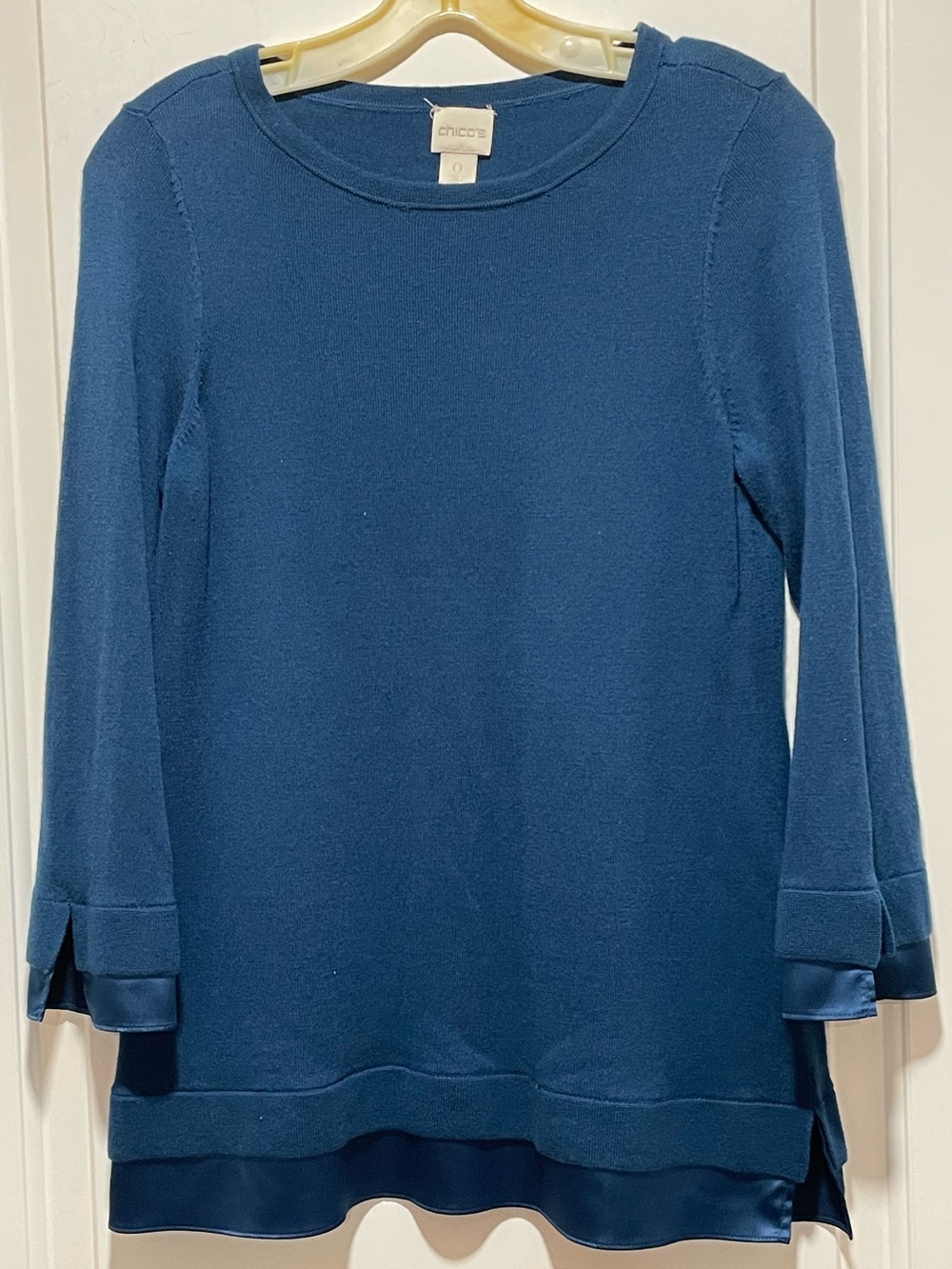 Chico’s Chic! Teal Blue 3/4 Slit Sleeve Slit Waist Built in Layer Sz 0 or Small